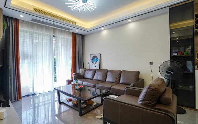 104㎡大三居，極簡風與實用主義結合，締造年輕人的舒適生活